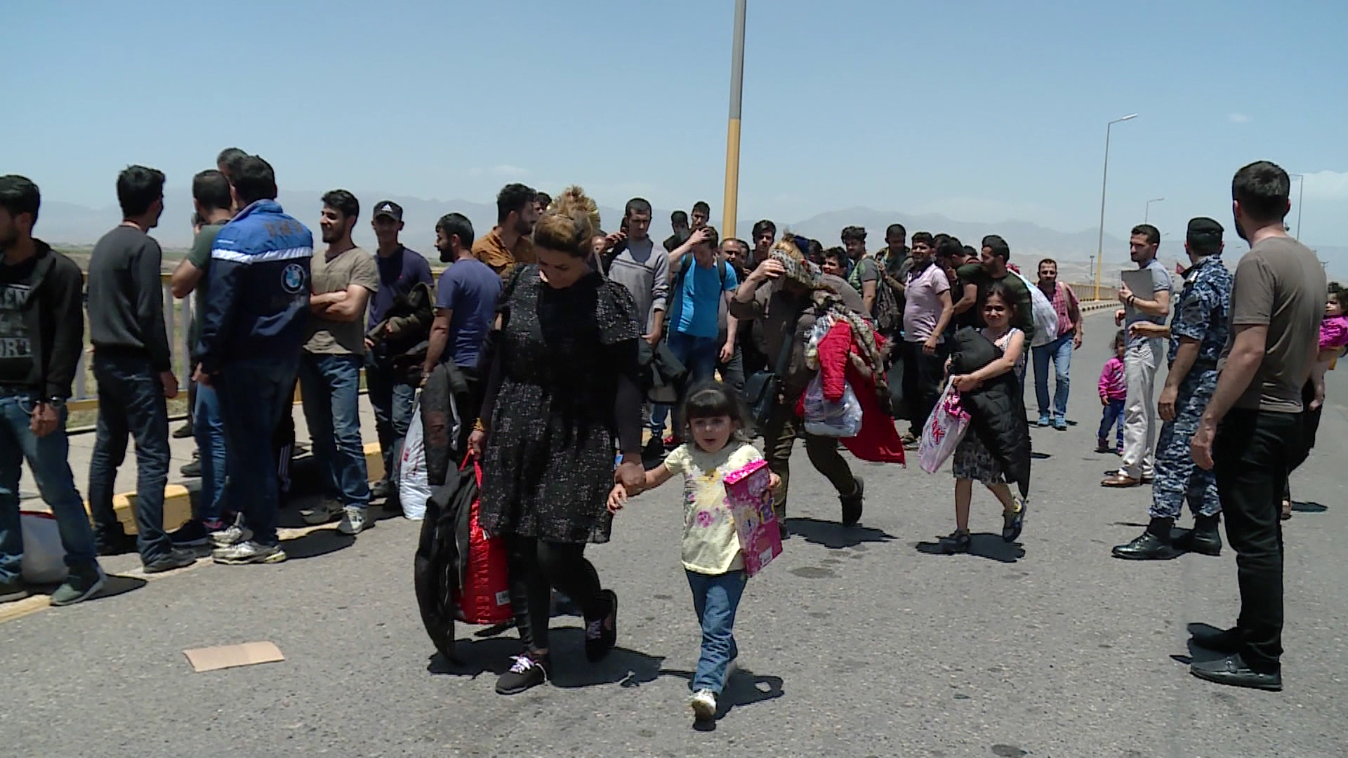 Kurdish and Iraqi migrants being deported from the Turkish border to the Kurdistan Region, June 12, 2018. (Photo: Kurdistan 24)